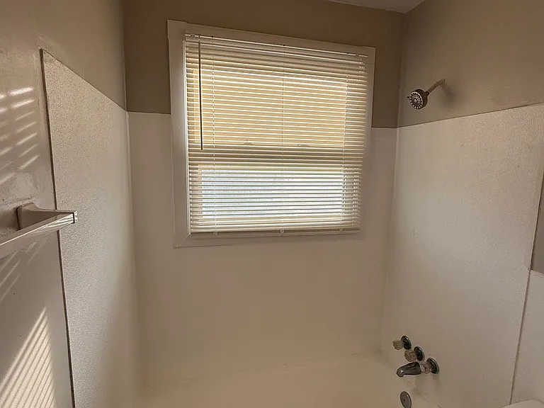 15 Alton St — Photo 13