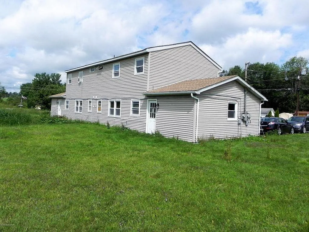 228 Lamplight Dr photo 1