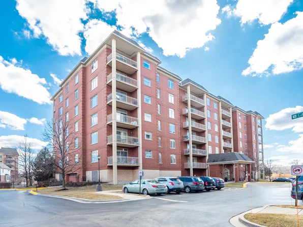 8340 Callie Ave #E-506, Morton Grove, IL 60053