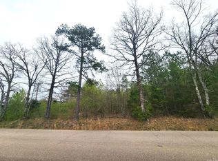 Reine St S, Mena, AR 71953
