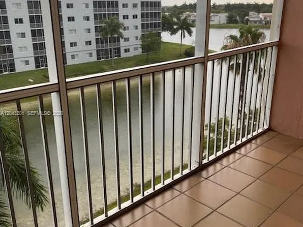 10720 NW 66th St APT 503, Doral, FL 33178