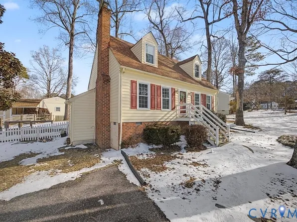 8306 Boones Trail Rd, Chesterfield, VA 23832