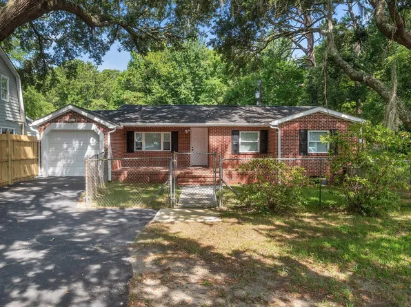11695 Ocean Hwy., Pawleys Island, SC 29585