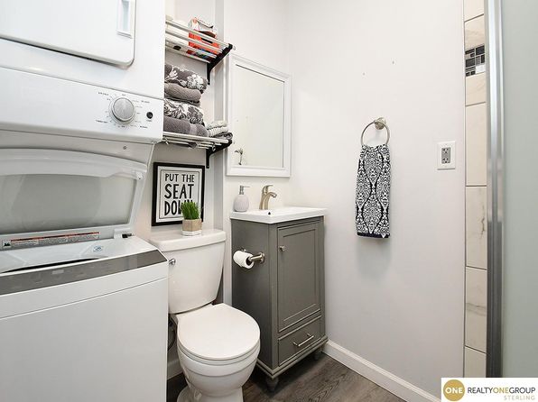 omaha-nebraska-118753261 picture