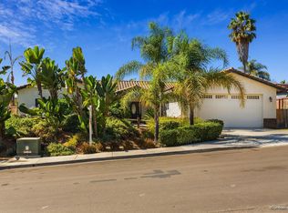 234 Iron Dr, Vista, CA 92083