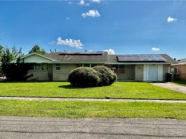 6309 1st St, Violet, LA 70092