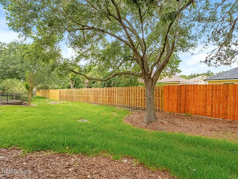 577 Scrub Jay Dr — Photo 29