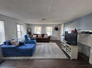 117 South St #A, Waltham, MA 02453