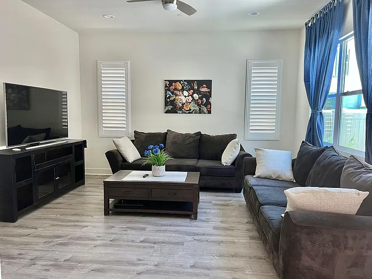 15849 Ellington Way — Photo 3