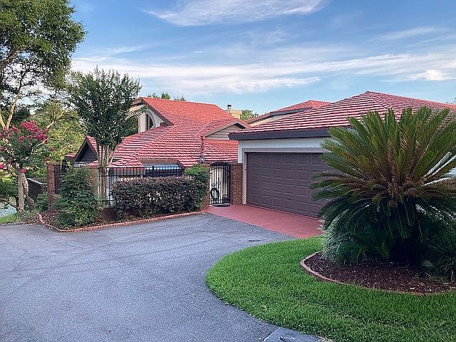 1062 Lake Way Dr