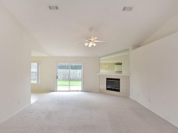 5th image of 10757 Country Ostrich Dr