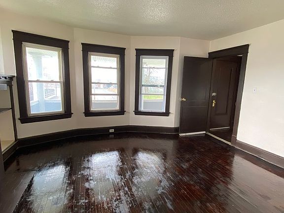 5th image of 965 E 147th St #2