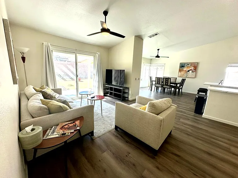 78780 Birchcrest Cir — Photo 3