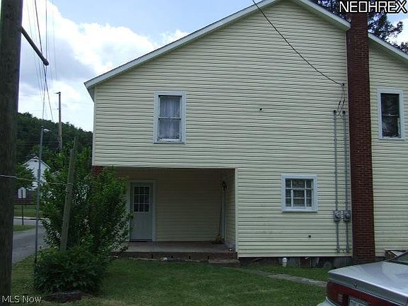 4th image of 145-145 1/2 Deersville Ave SW