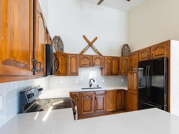28 Old County Ln APT B, Edwards, CO 81632