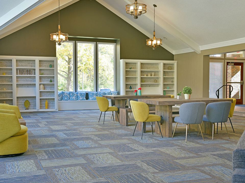 Clubhouse Lounge Areas