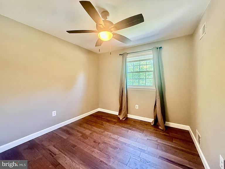 11900 Milbern Dr — Photo 25