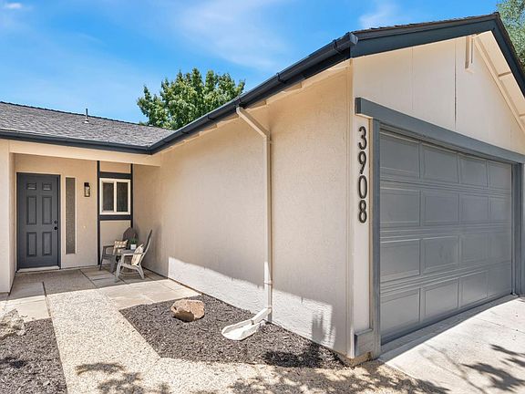 3rd image of 3908 Westporter Dr