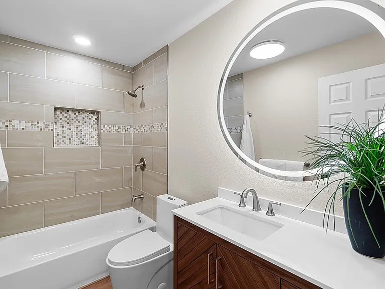 8366 Madison Ave — Photo 15