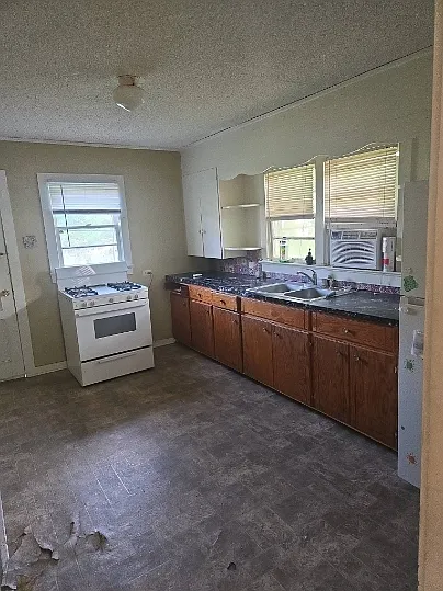 405 Anderson Street - 1 — Photo 4