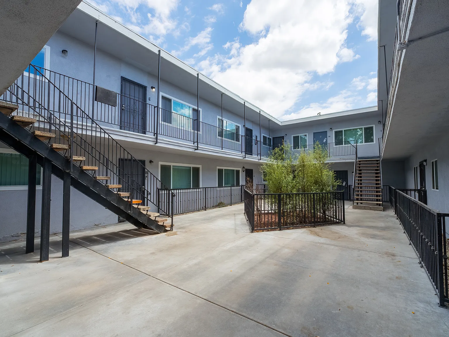2 bed, 10 sqft, $1,955 — Photo 4