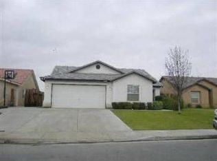 8205 Capitan Dr, Bakersfield, CA 93313