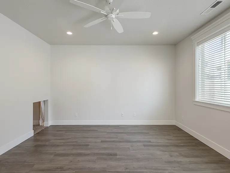 2014 S Defio Way — Photo 5