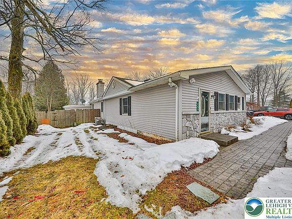 2nd image of 257 Hoffman Rd