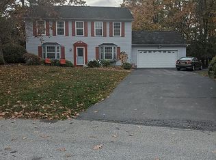 10 Hawkins St, Poughkeepsie, NY 12601