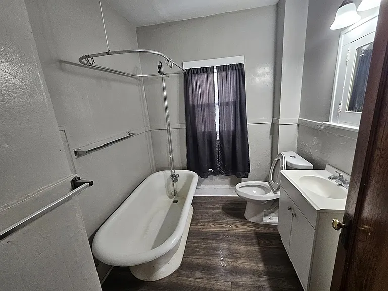414 E 146th St #1 — Photo 7