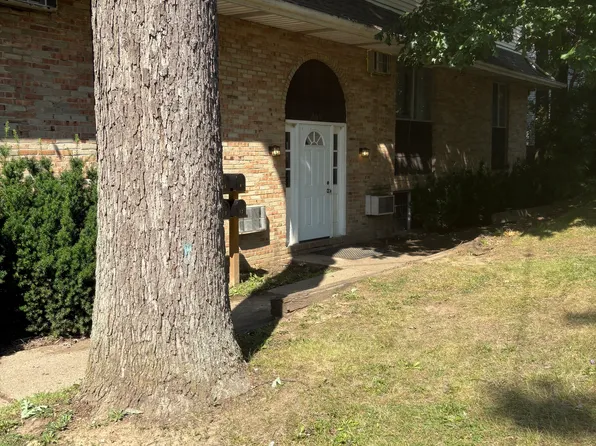 857 34th St NW #3, Canton, OH 44709