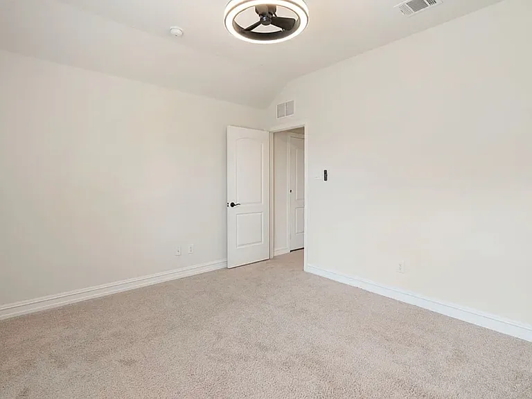 1549 Westborough Ln — Photo 26