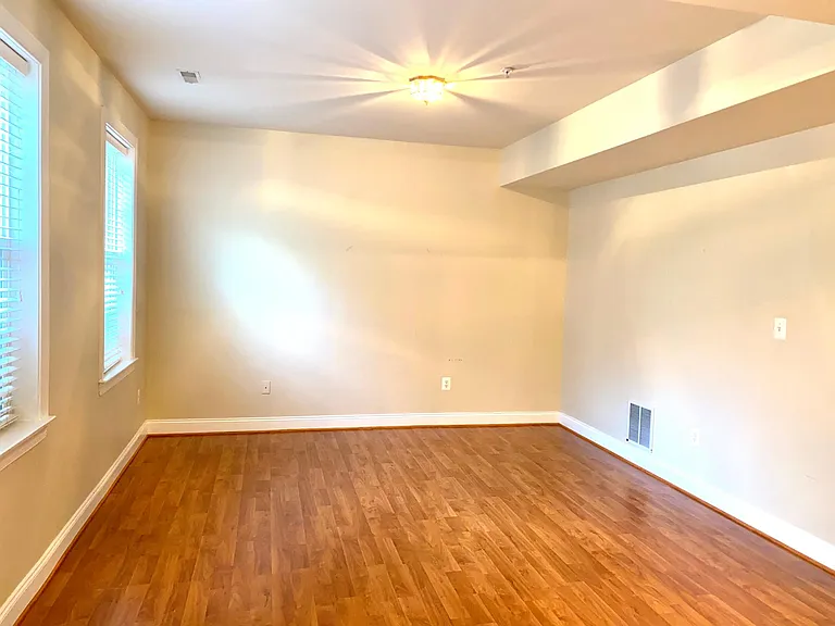 22106 Havenworth Ln — Photo 19