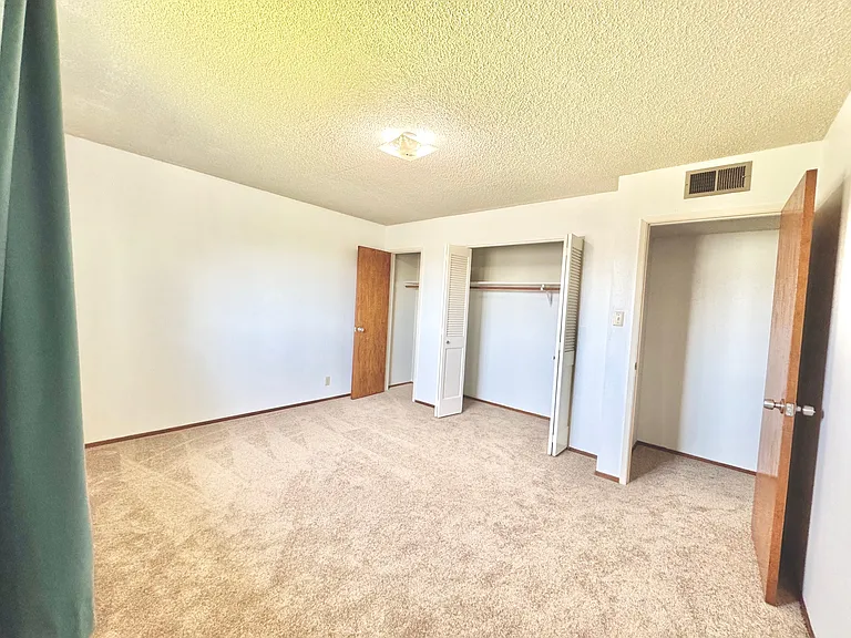 3061 Kansas St #4 — Photo 17