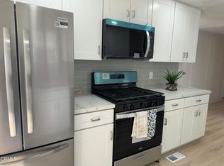 285 Ibsen Pl #10, Oxnard, CA 93033