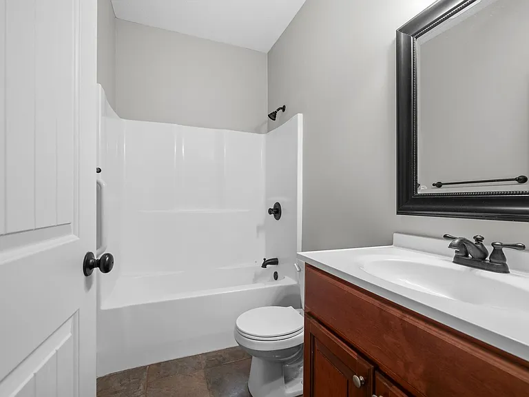 3471 Walden Dr — Photo 18