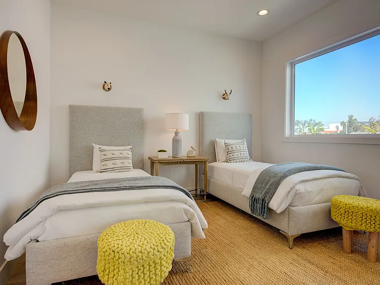 Fantastic 2 Story Farm House style Home with 4 Bedrooms and 3 Baths in Mid City area — Photo 50