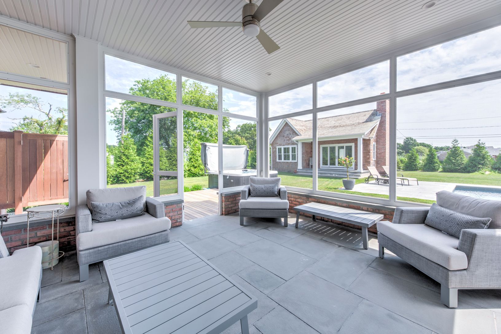  Screened In Porch