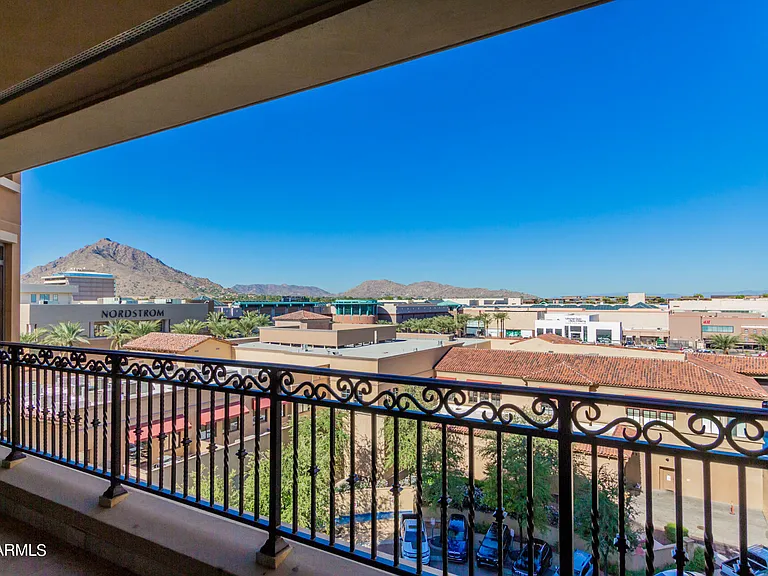 7175 E Camelback Rd #707 — Photo 2