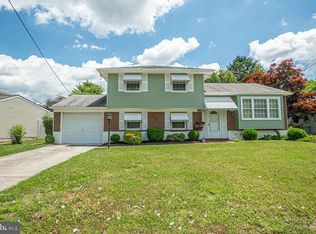 125 Meadow Lark Rd, Stratford, NJ 08084