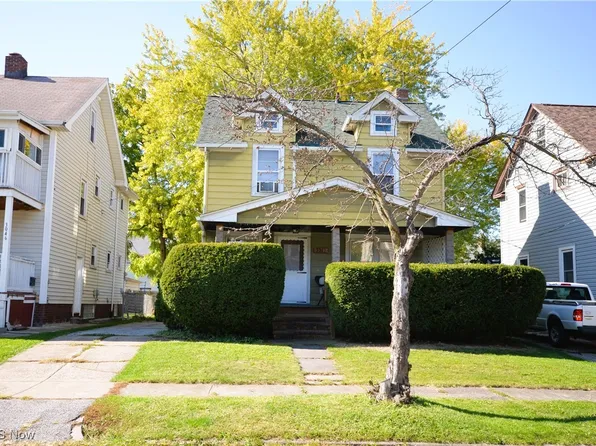 3042 W 111th St, Cleveland, OH 44111