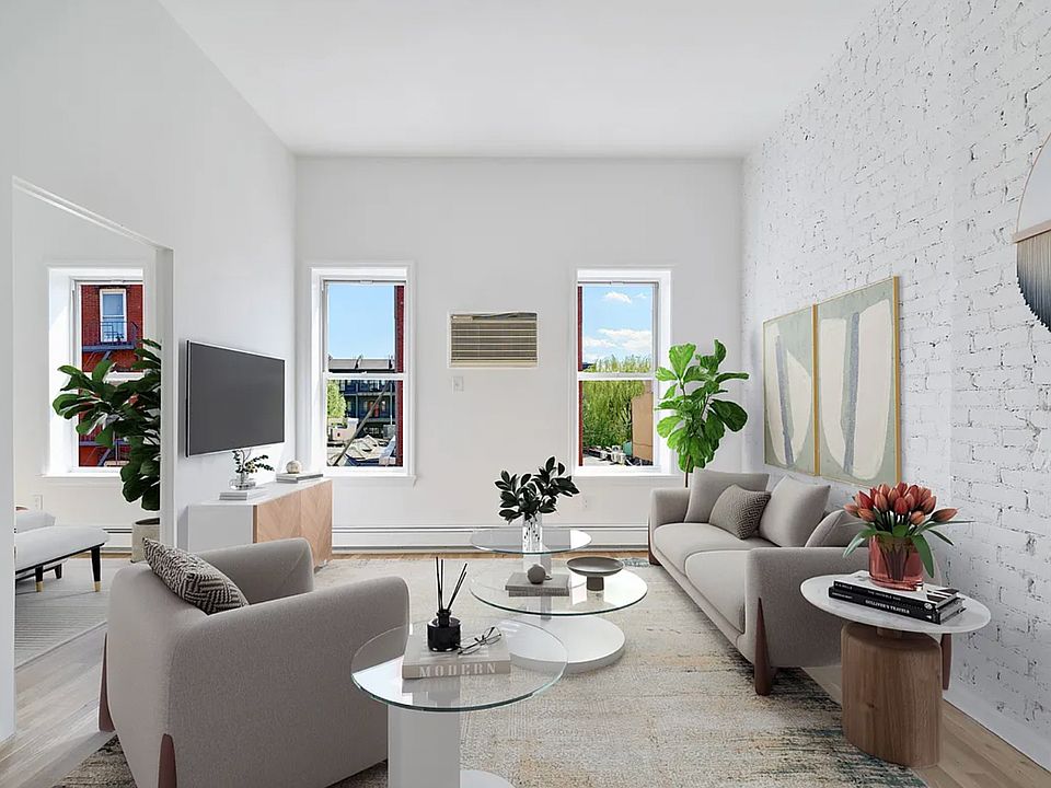 1st image of 147 Grand St #3C