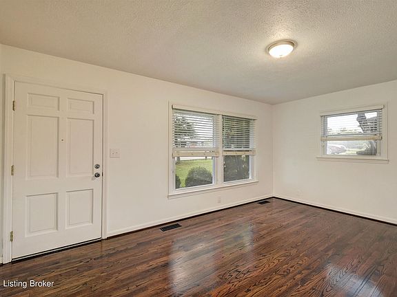 4th image of 1521 Bonnie Brae Dr