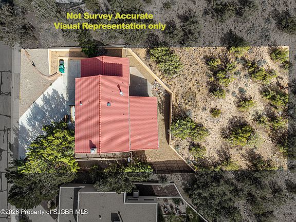 3rd image of 621 Cerrillos Dr
