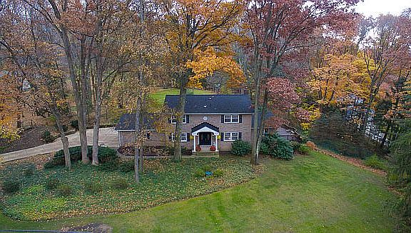2nd image of 2288 Berrywood Dr