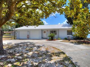 1402 E Eagle Ave, Eagle Lake, FL 33839