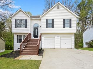 7029 New Dale Rd, Rex, GA 30273