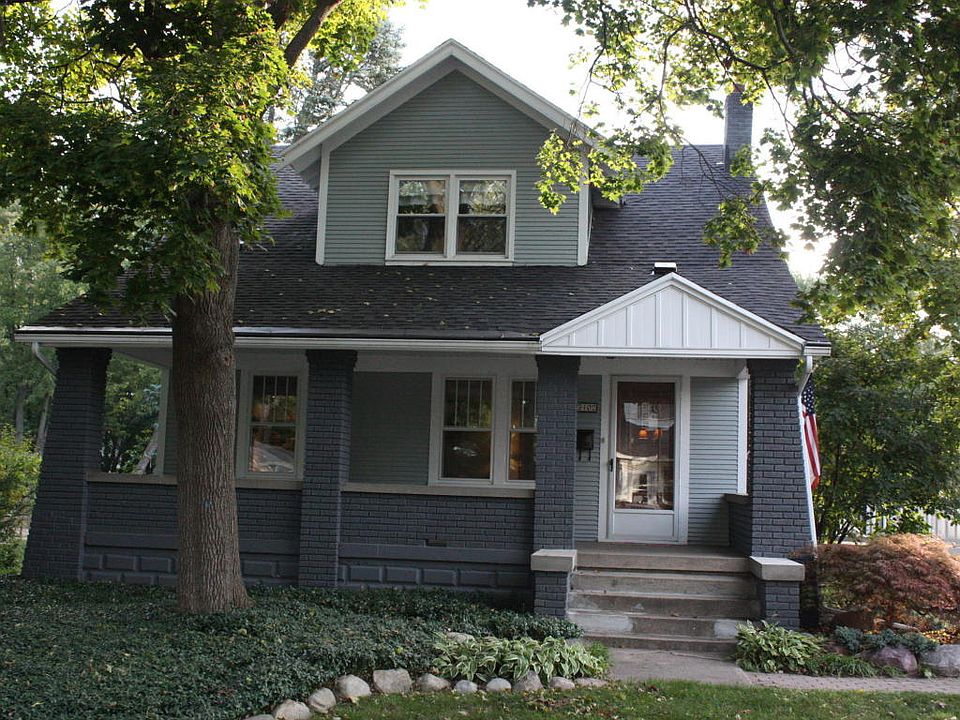 1st image of 3102 Vermont Ave SW