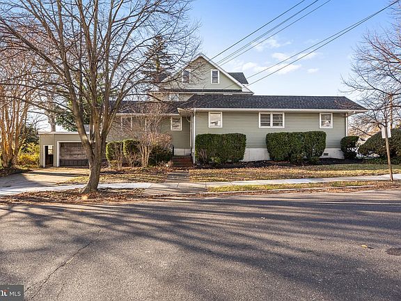 5th image of 994 Haddon Ave