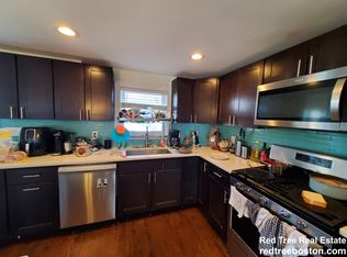 77 Rock Glen Rd #1, Medford, MA 02155